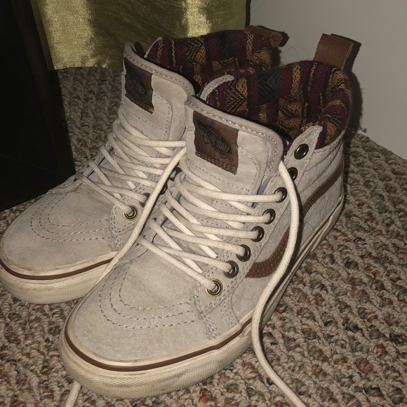 vans - Picture 1 of 5